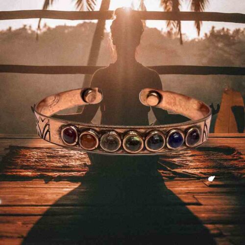 Magnetisk kobberarmbånd med 7 chakra sten