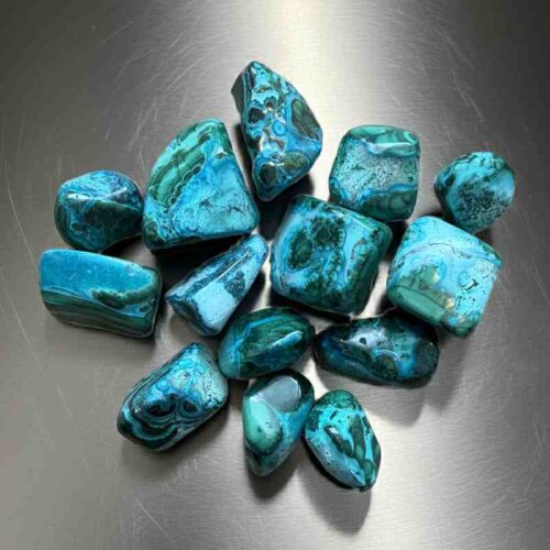 Chrysocolla med Malakit blandet størrelser